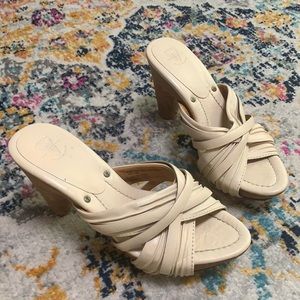 Frye Company Reese stacked heel